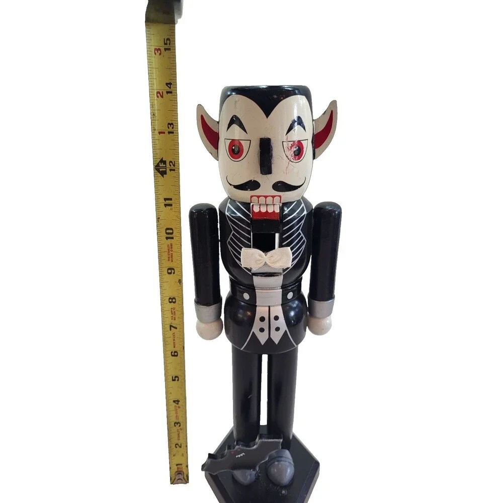 Target 2011 Limited Edition Vampire Halloween Nutcracker 14in Damaged AS-IS